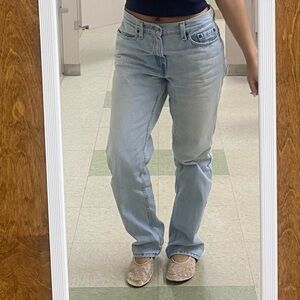 Vintage Ali Grace Custom Levi’s w/ Tilt Back Pockets. Best fits 25-27.